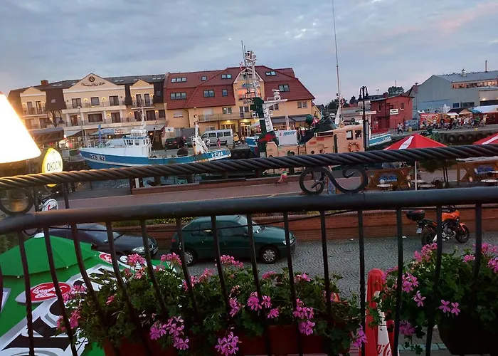 Apartmán - Z Tarasem Przy Kanale Portowym - Widok Na Statki Leba