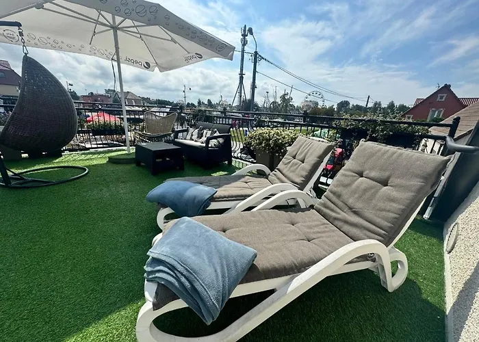 - Z Tarasem Przy Kanale Portowym - Widok Na Statki Apartmán